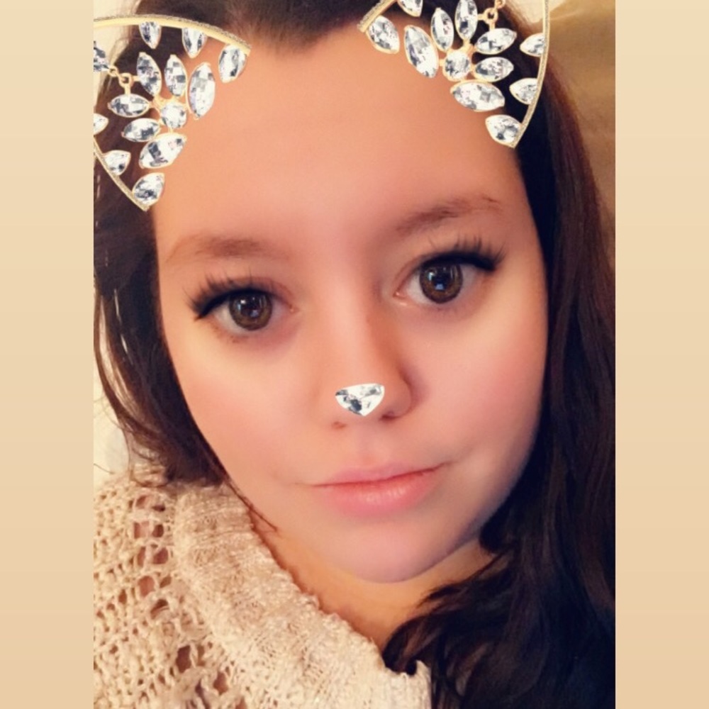 Meet your Posher, Valerie
